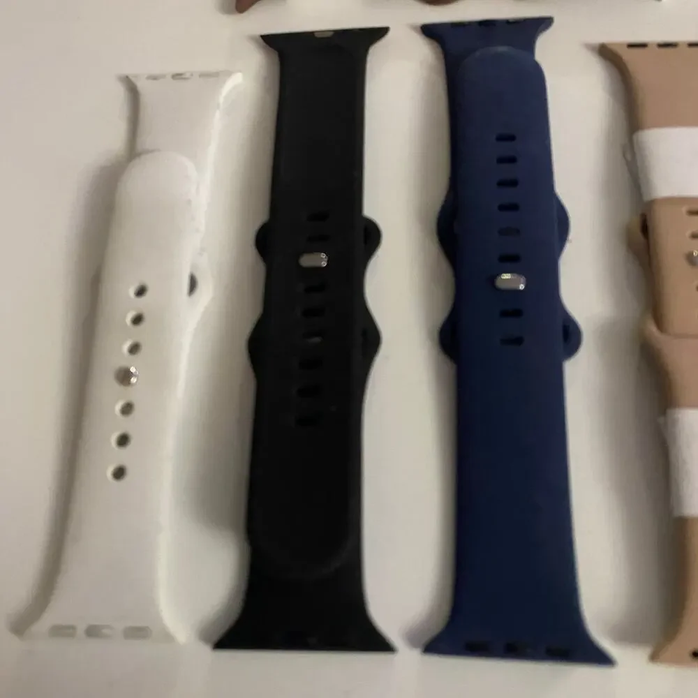 Lot of 7 Assorted Silicone Apple Watch Bands Used #41